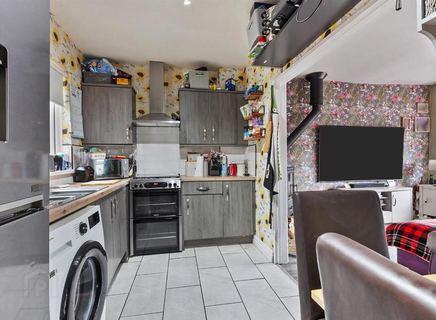 24 Strathroy Park, Belfast, BT14 7LP