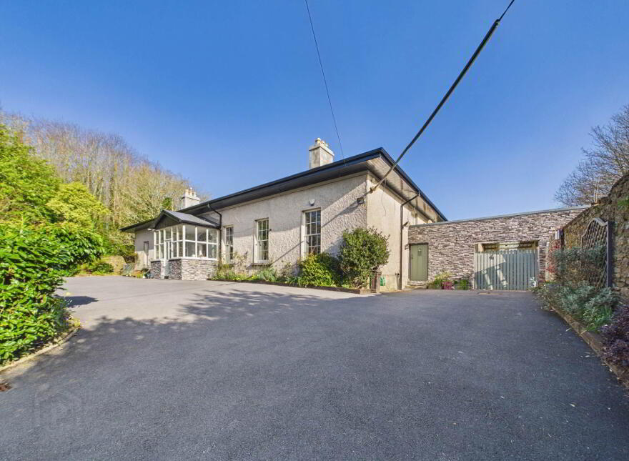Woodview, Coolroe, Portlaw, Waterford, X91C520