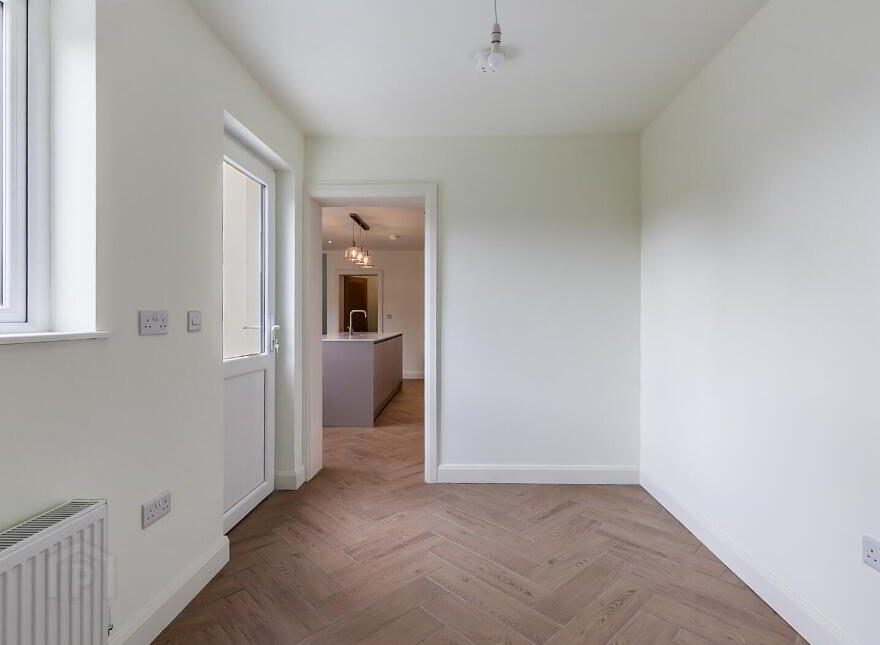 300 Castlereagh Road, Belfast, BT5 6AD