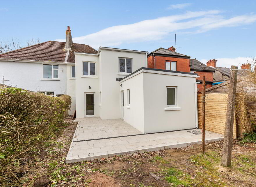 300 Castlereagh Road, Belfast, BT5 6AD
