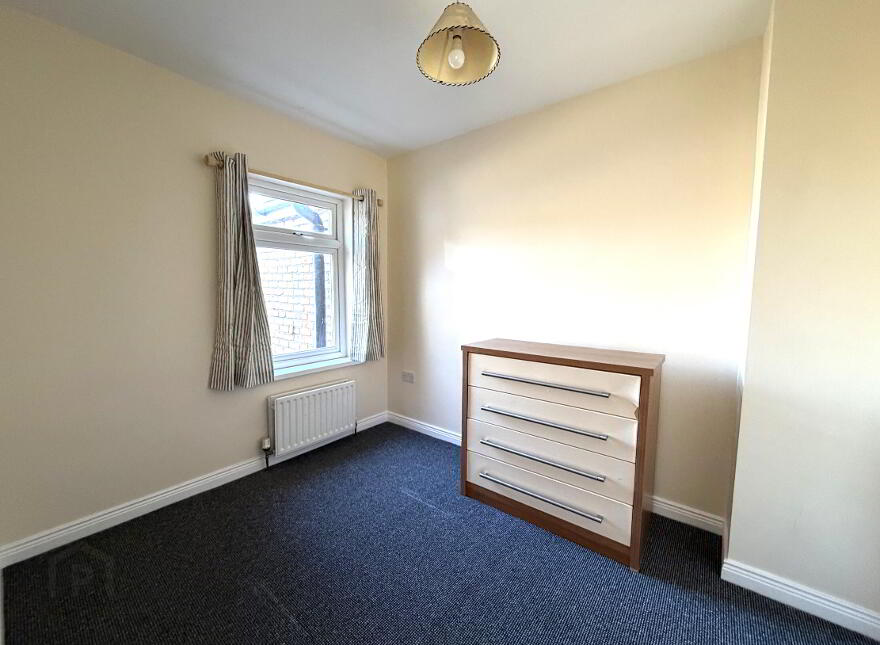3 Loopland Parade, Belfast, BT6 9EF