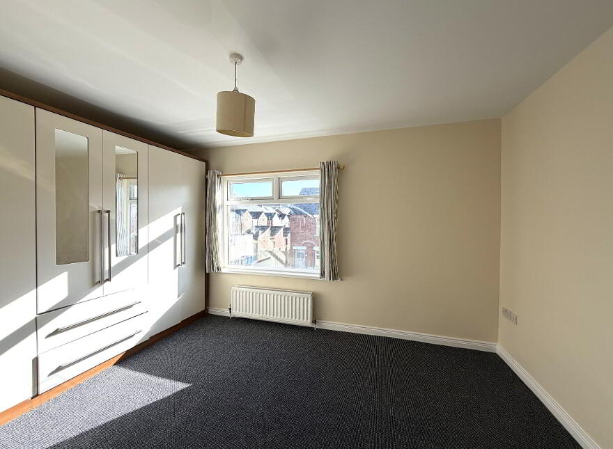 3 Loopland Parade, Belfast, BT6 9EF