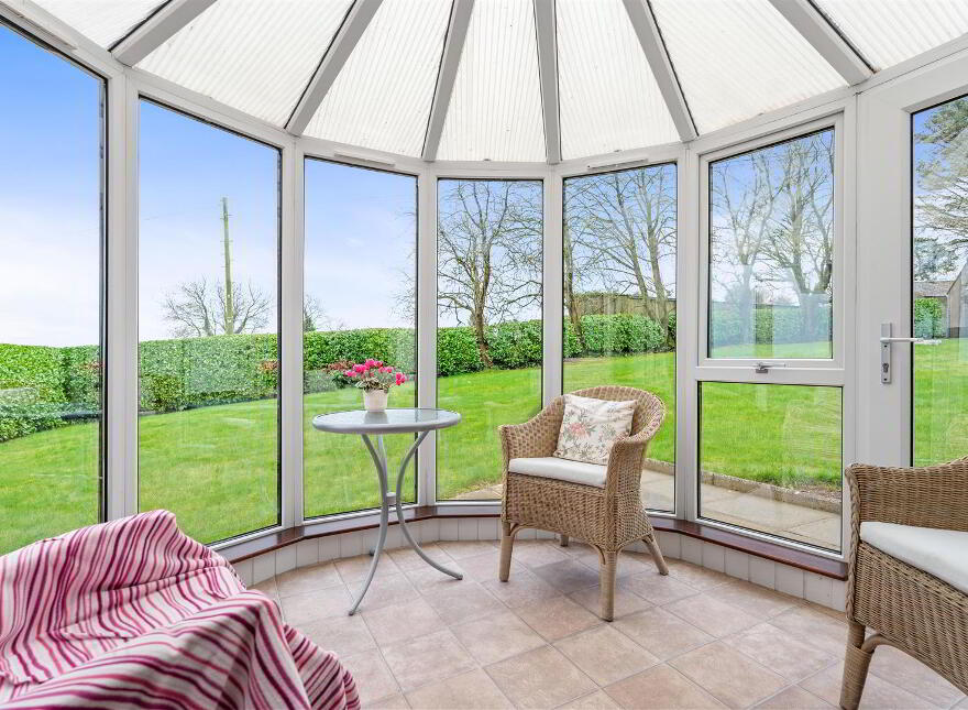 50 Belfast Road, Saintfield, BT24 7ET