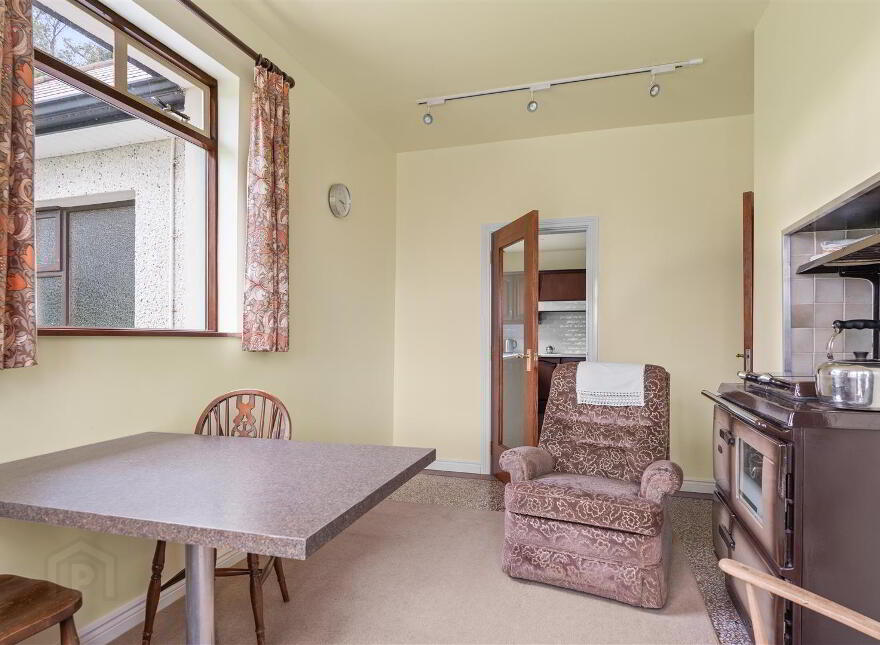 50 Belfast Road, Saintfield, BT24 7ET