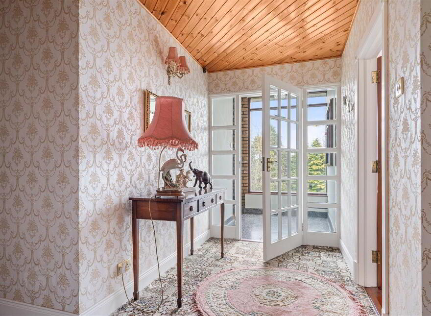 50 Belfast Road, Saintfield, BT24 7ET