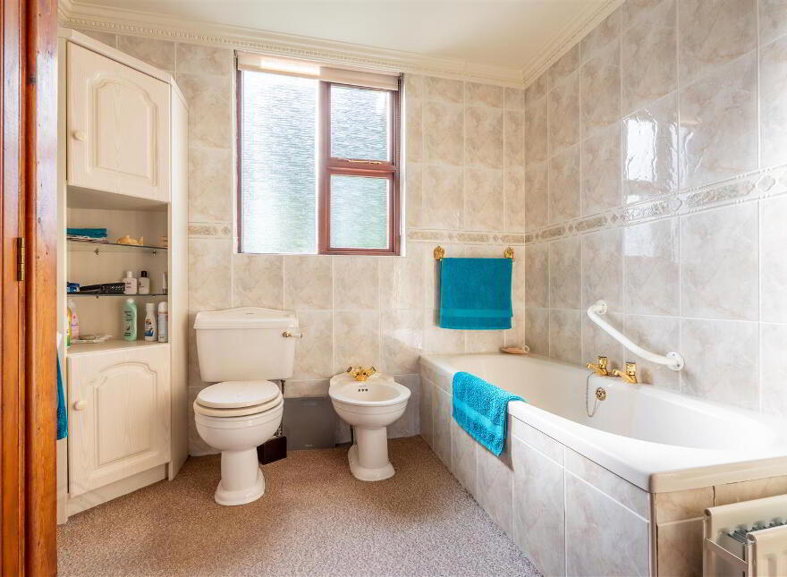 50 Belfast Road, Saintfield, BT24 7ET