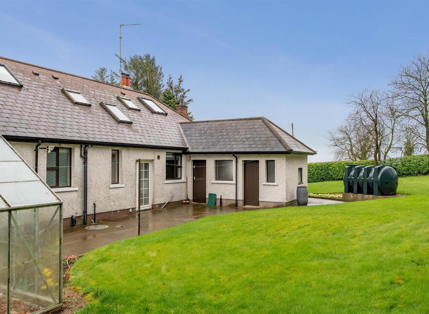 50 Belfast Road, Saintfield, BT24 7ET