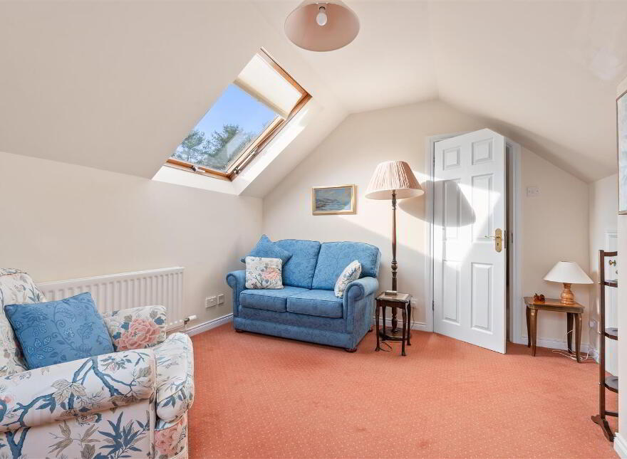 50 Belfast Road, Saintfield, BT24 7ET