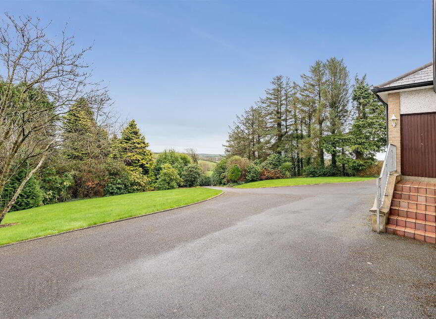 50 Belfast Road, Saintfield, BT24 7ET