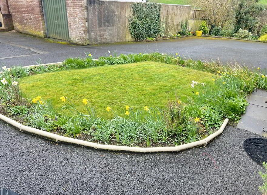 18 Toll House Park, Belfat Road, Newry, BT34 1TS