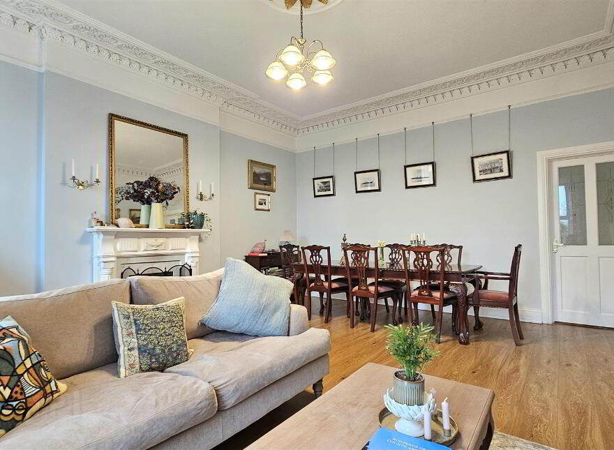 11 Belfast Road, Carrickfergus, BT38 8BP