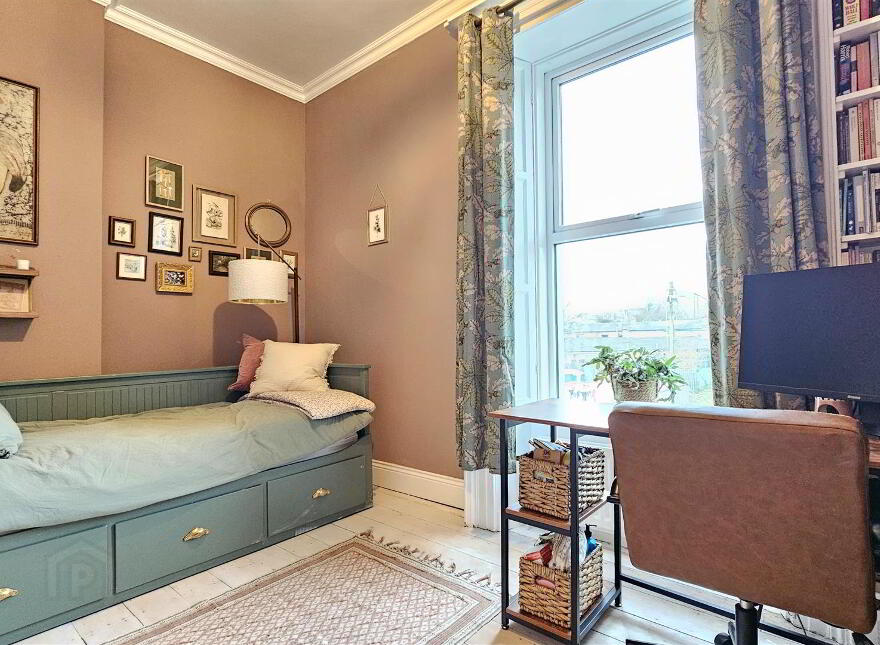 11 Belfast Road, Carrickfergus, BT38 8BP