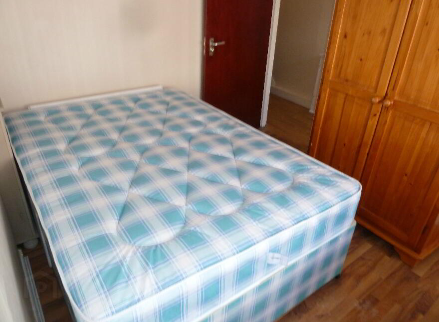 78 Dunluce Avenue, Lisburn Road, Belfast, BT9 7AX