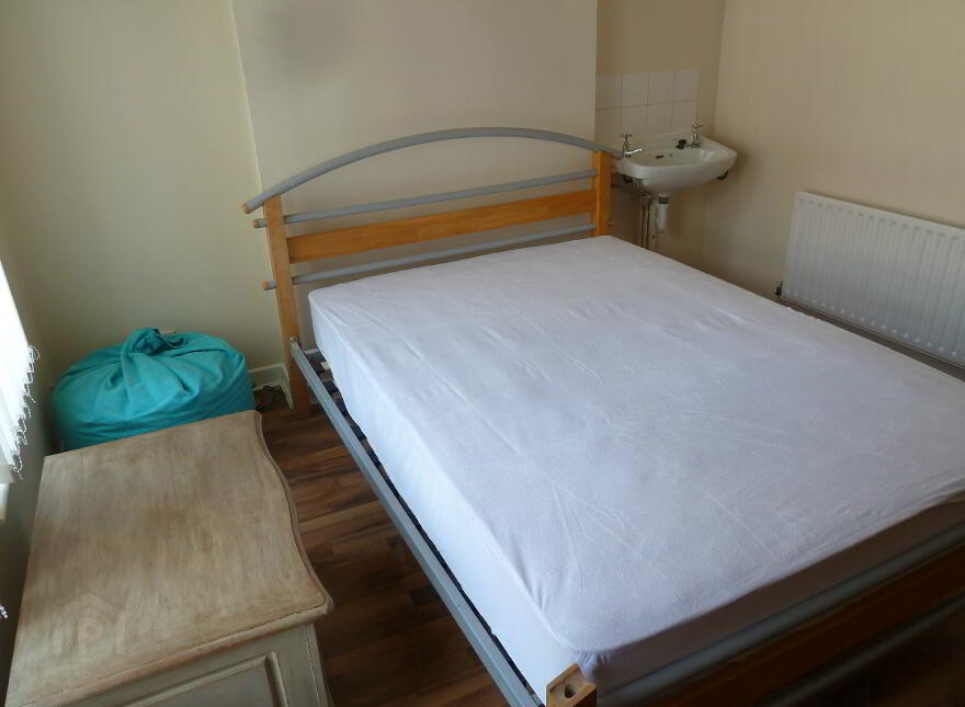 78 Dunluce Avenue, Lisburn Road, Belfast, BT9 7AX