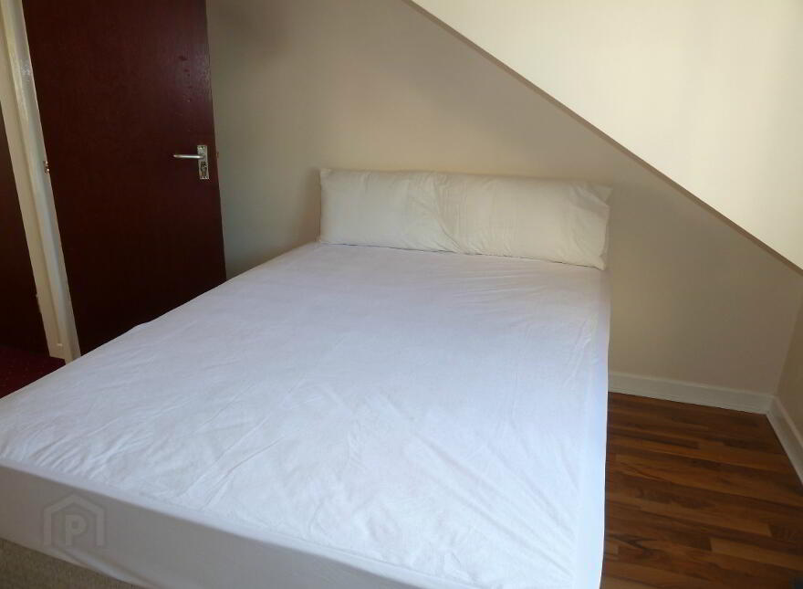 78 Dunluce Avenue, Lisburn Road, Belfast, BT9 7AX
