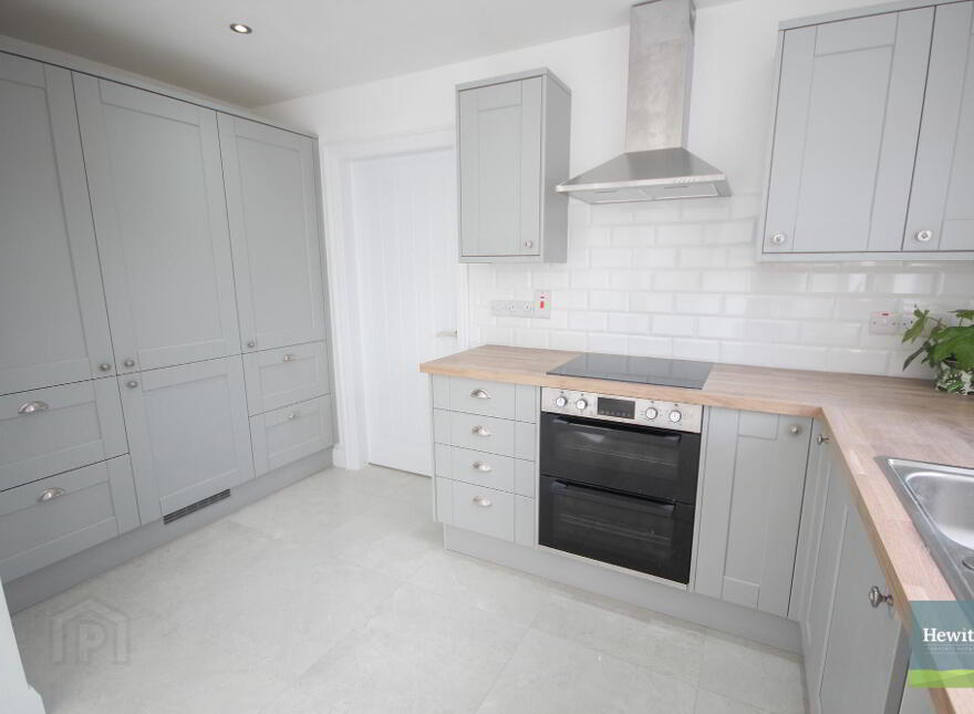Newry Street, Markethill, BT60 1TA