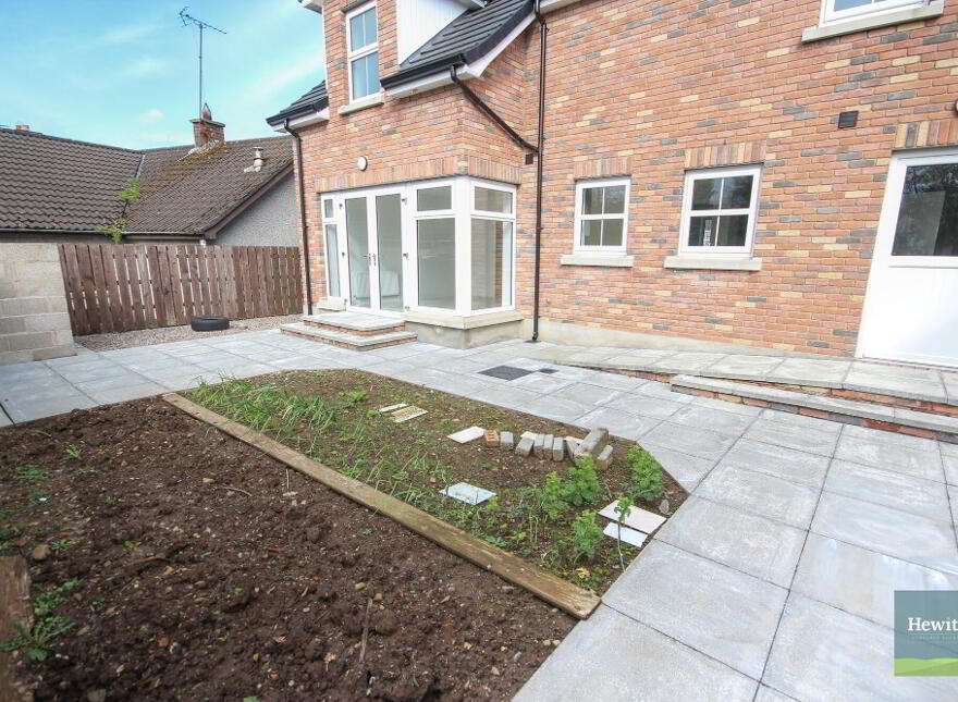 Newry Street, Markethill, BT60 1TA
