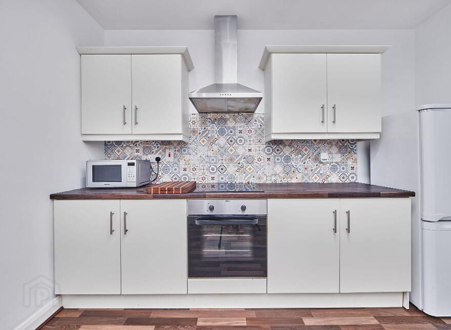 Apartment 2 27 Eglinton Street, Portrush, BT56 8DX