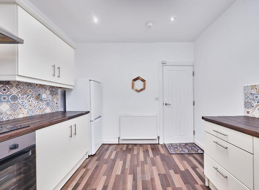 Apartment 2 27 Eglinton Street, Portrush, BT56 8DX