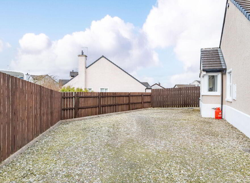 11 Magheraboy Walk, Portrush, BT56 8FZ
