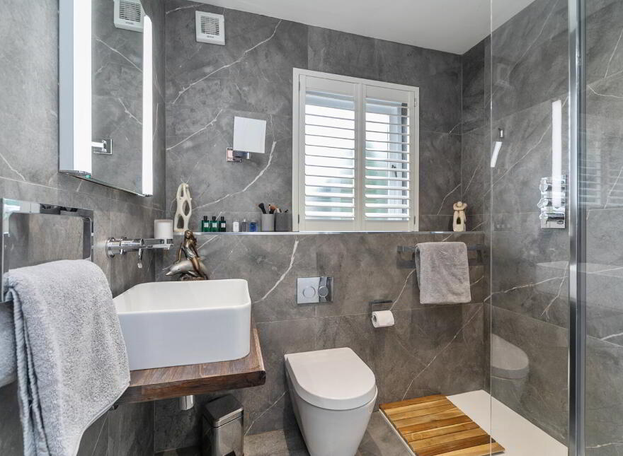 2 Culcavy Bridge, Hillsborough, BT26 6RY