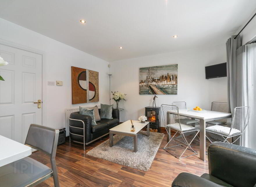 2 Culcavy Bridge, Hillsborough, BT26 6RY