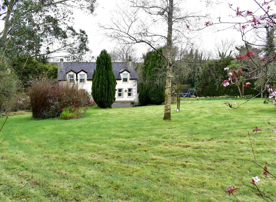 19 Seavaghan Road, Ballynahinch, BT24 8SP