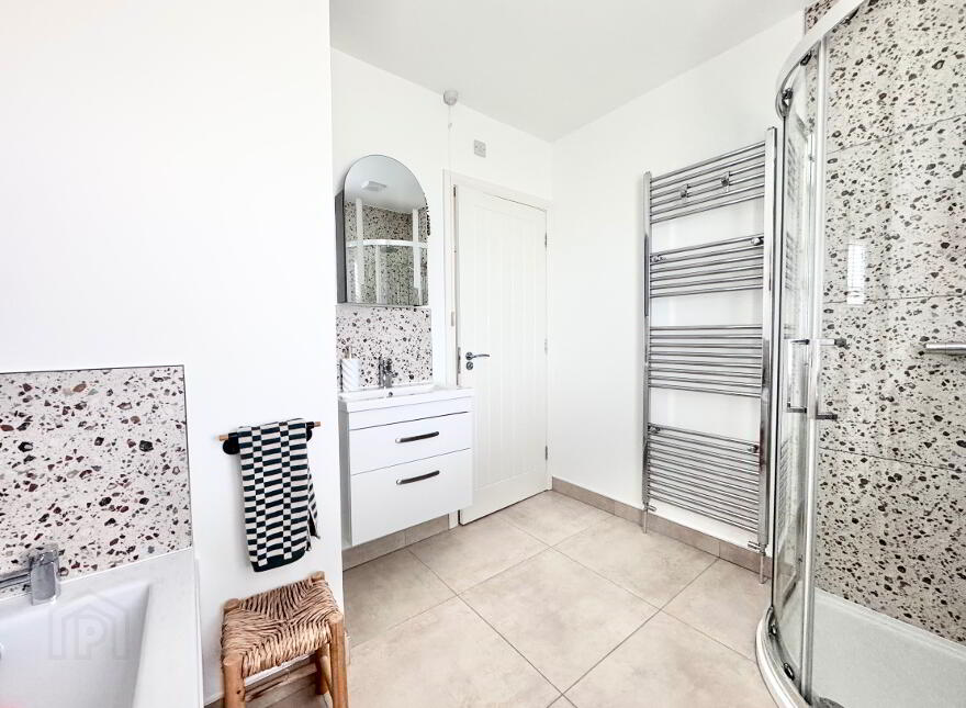 34 Lower Retreat, Killyclogher, Omagh, BT79 0FN