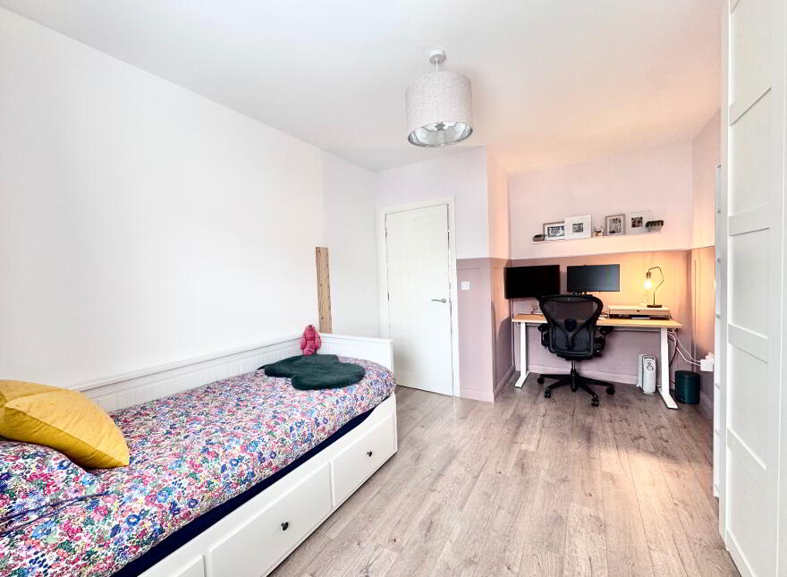34 Lower Retreat, Killyclogher, Omagh, BT79 0FN