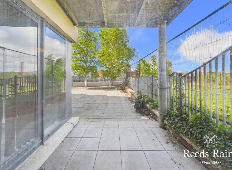 Apartment 1 Mossvale House 27 Short Strand, Belfas, Belfast, BT5 4AS