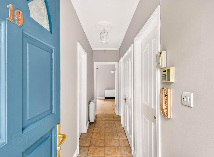 19 Esker Glenn, Dublin Road, Athlone, N37F884