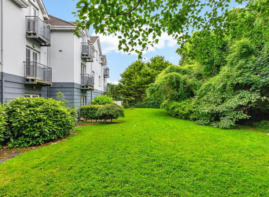 19 Esker Glenn, Dublin Road, Athlone, N37F884