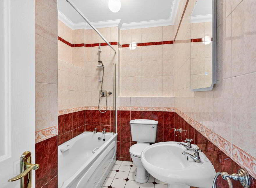 19 Esker Glenn, Dublin Road, Athlone, N37F884