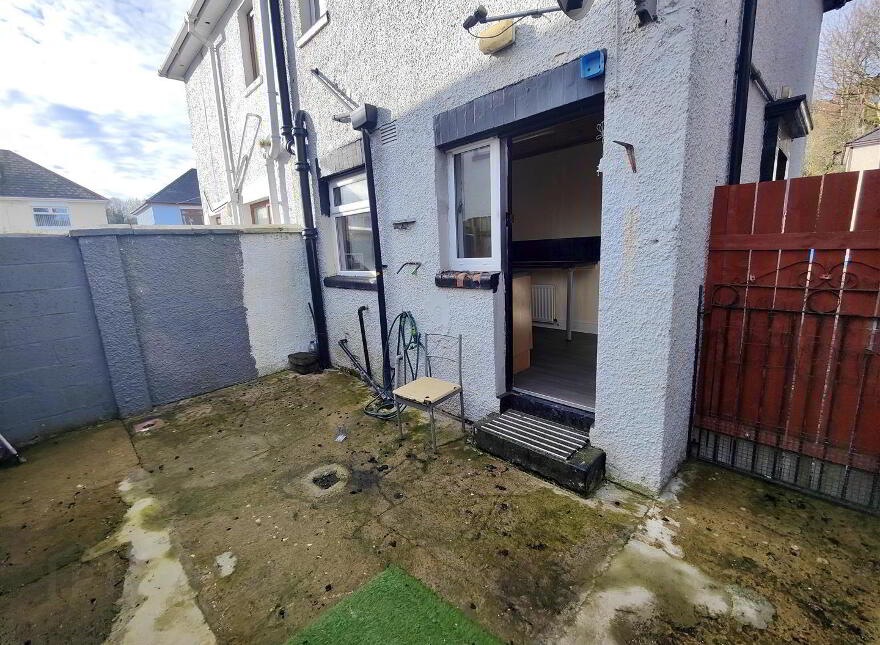 15 Fortwilliam Crescent, Belfast, BT15 3RB