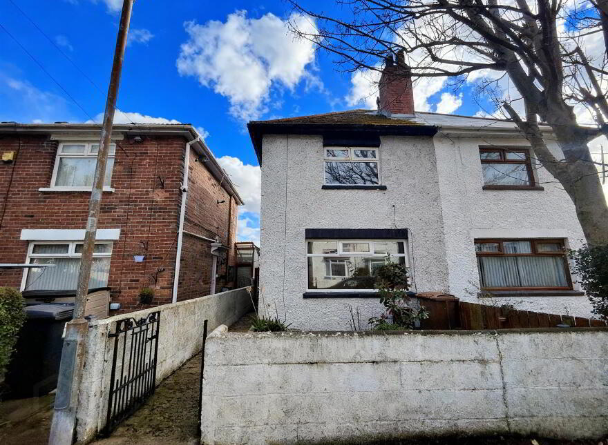 15 Fortwilliam Crescent, Belfast, BT15 3RB