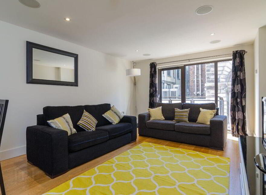 Apt 10 Custom House, Square, Ulster Street, Belfast, BT1 3ES