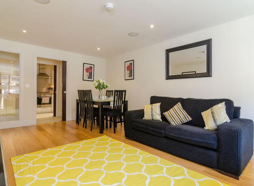 Apt 10 Custom House, Square, Ulster Street, Belfast, BT1 3ES