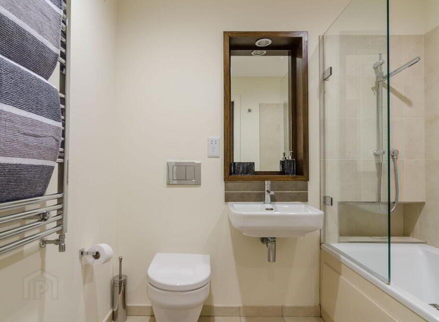 Apt 10 Custom House, Square, Ulster Street, Belfast, BT1 3ES