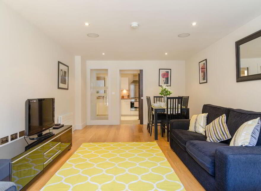Apt 10 Custom House, Square, Ulster Street, Belfast, BT1 3ES