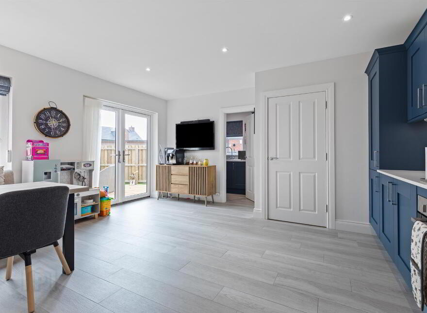 15 Prince Regent Avenue, Newtownards, BT23 7DA