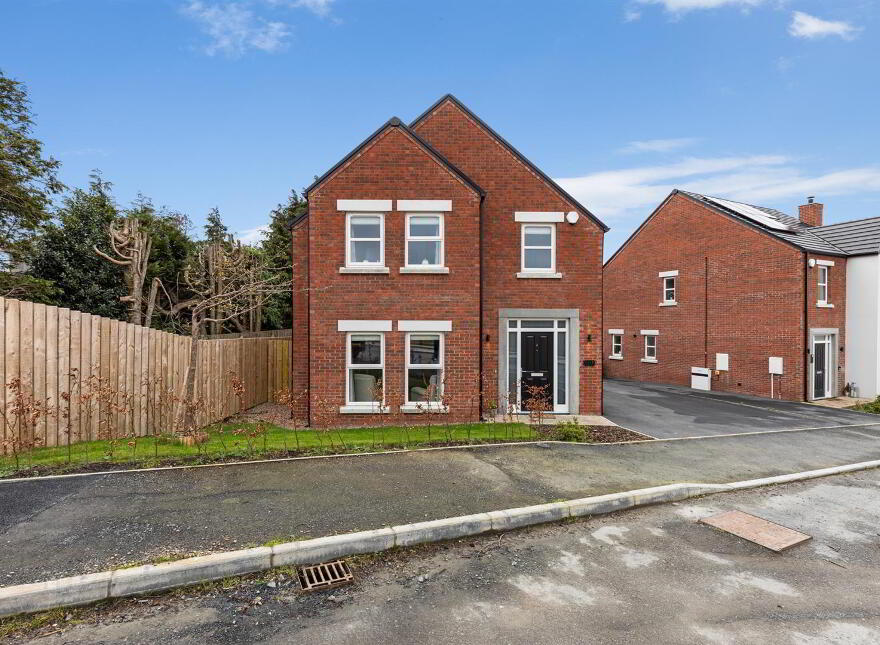 15 Prince Regent Avenue, Newtownards, BT23 7DA