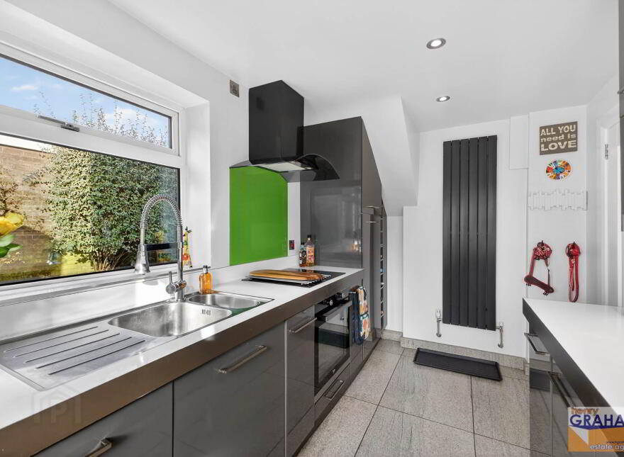 42 Fulmar Avenue, Lisburn, BT28 3HS