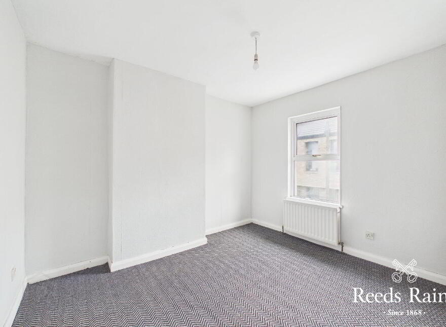 2 Graham Street, Lisburn, BT27 5HU