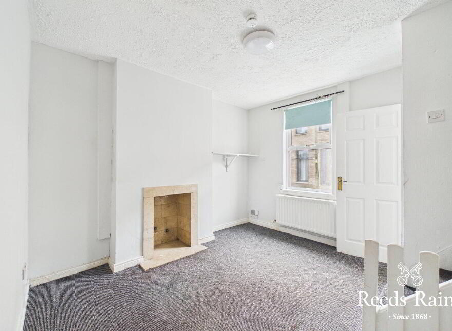 2 Graham Street, Lisburn, BT27 5HU
