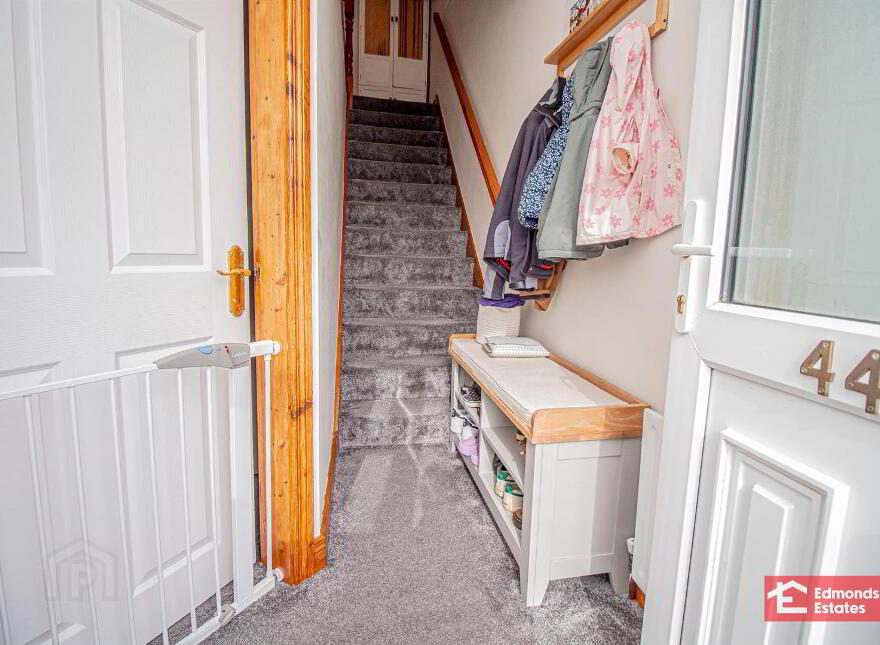 44 Andena Grange, Ballymena, BT43 5EU