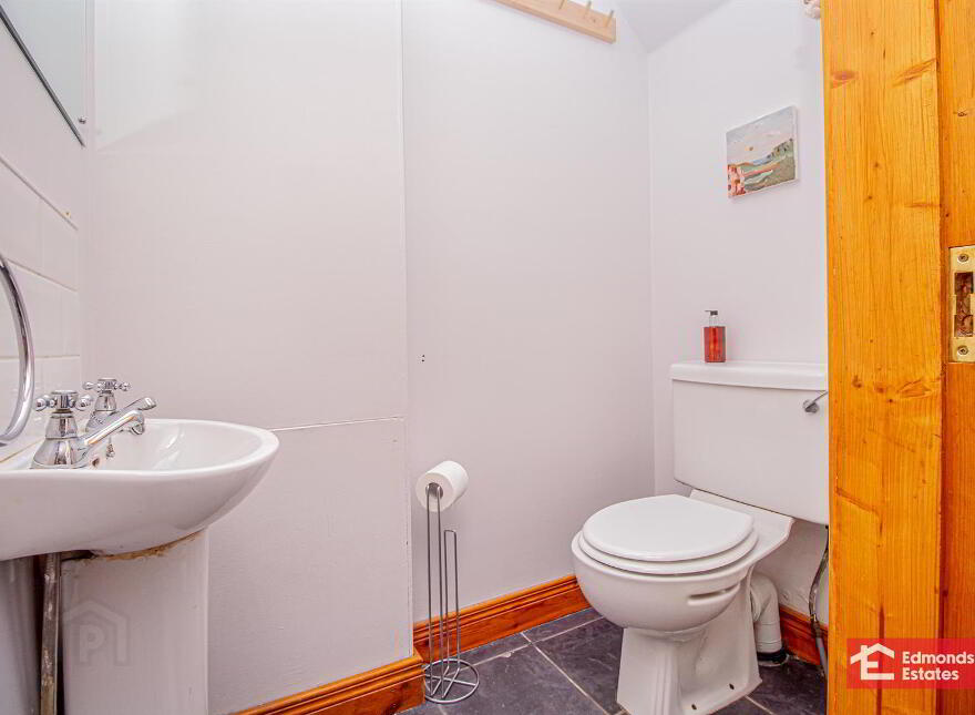 44 Andena Grange, Ballymena, BT43 5EU