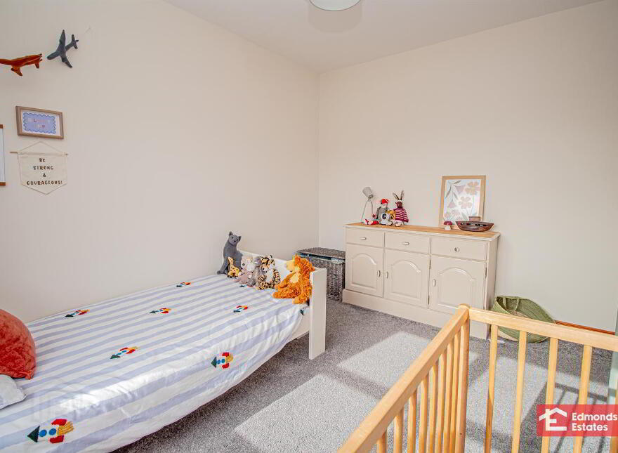 44 Andena Grange, Ballymena, BT43 5EU