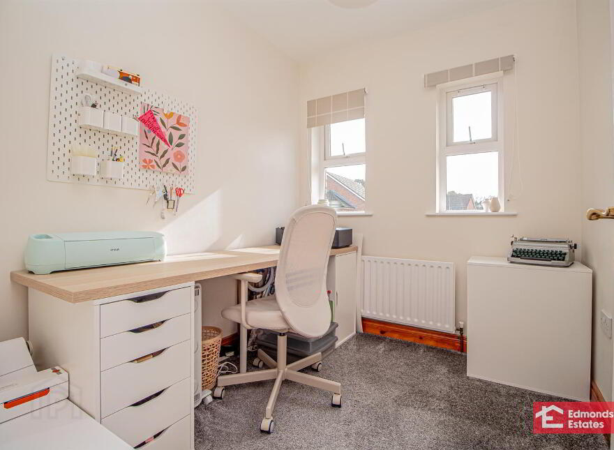 44 Andena Grange, Ballymena, BT43 5EU