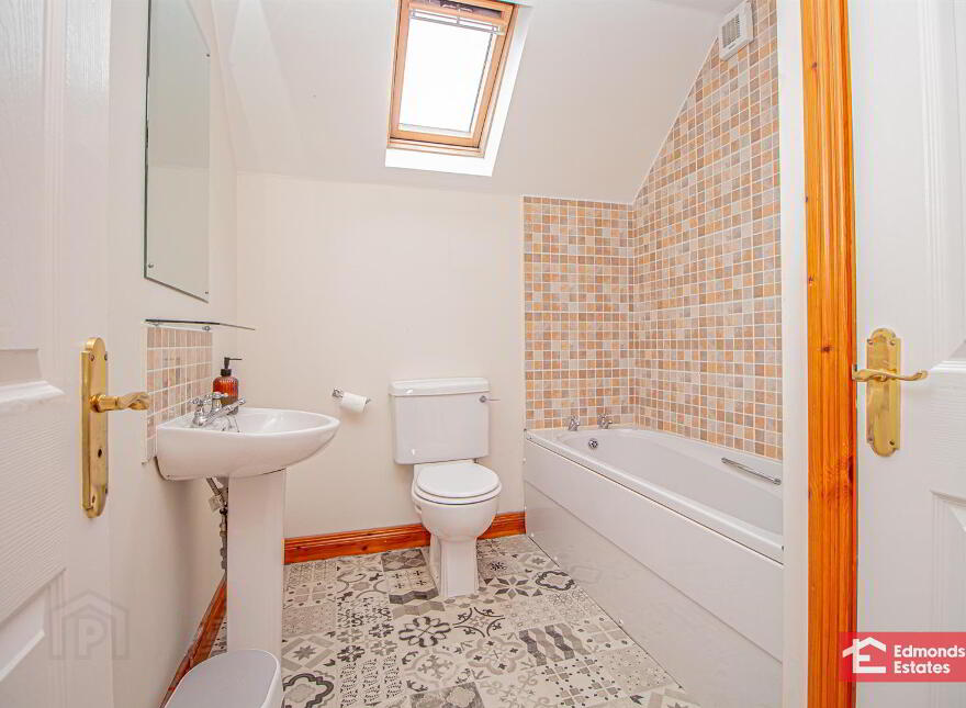 44 Andena Grange, Ballymena, BT43 5EU