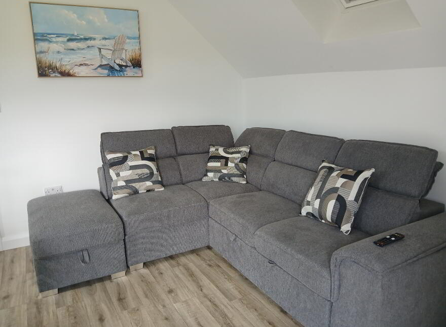 STUDENT LET 2026-27, 92 Portstewart Road, Coleraine, BT52 1SD